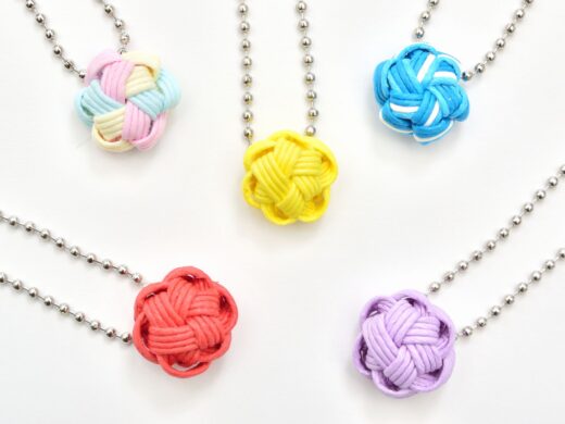 景品の花型チャーム