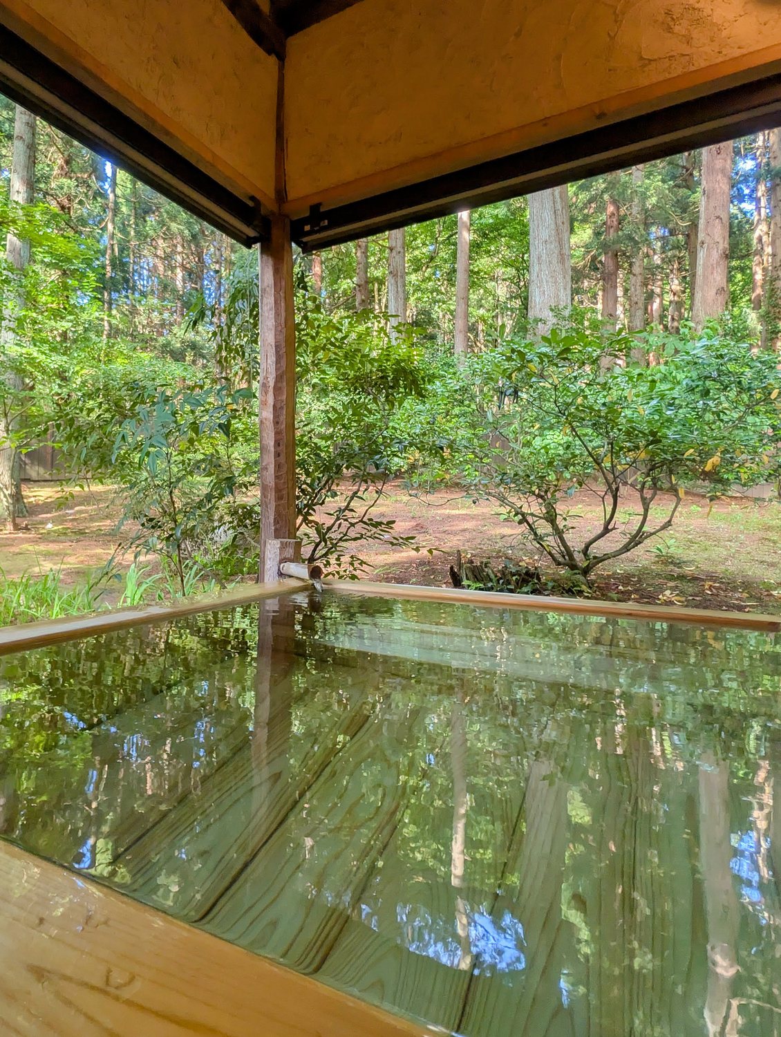木里の寝湯